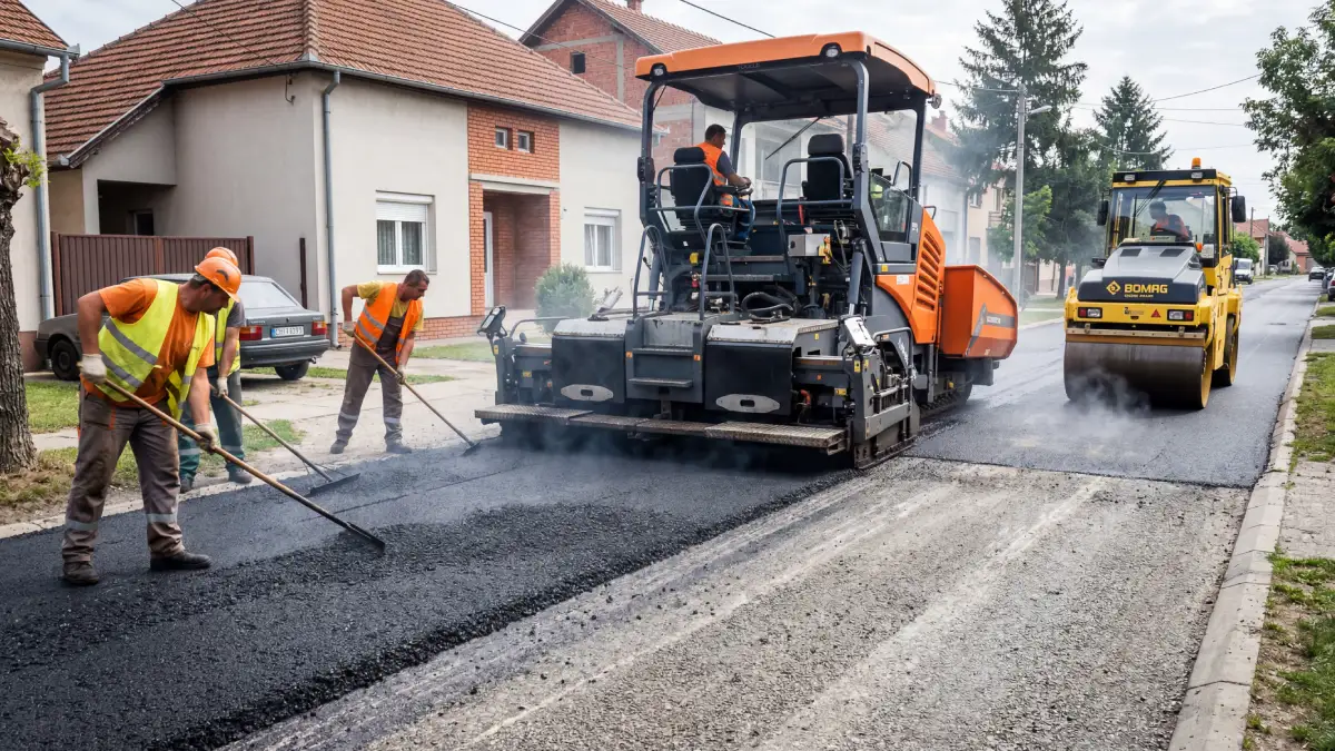 Asfaltiranje puteva, dvorišta i parkinga | Asfalterski radovi u celoj Srbiji